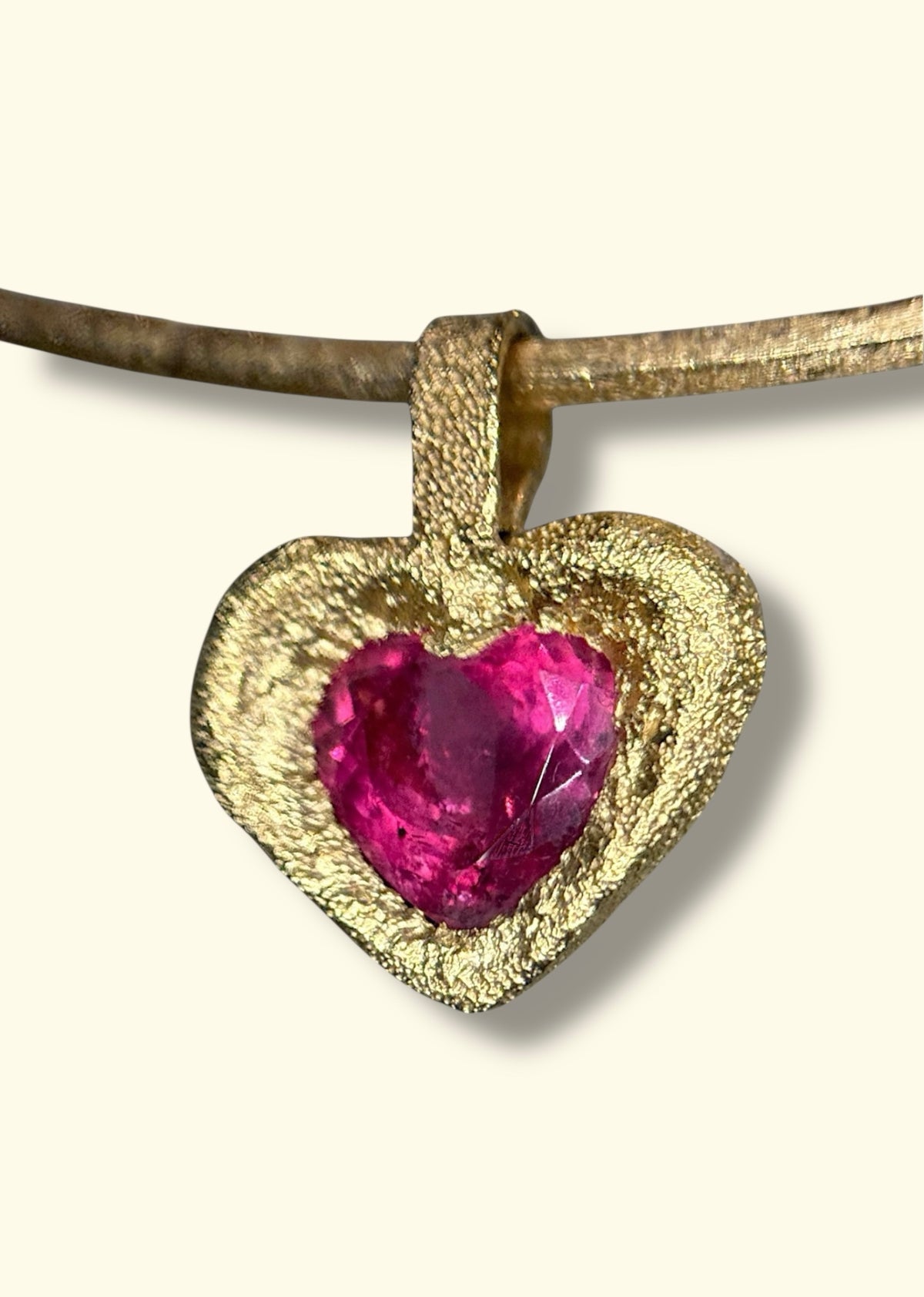 “Passion” 18 Ct Gold Rubellite Tourmaline Heart 3.3 cts Frosted Mat Finish Wire Collar Chain