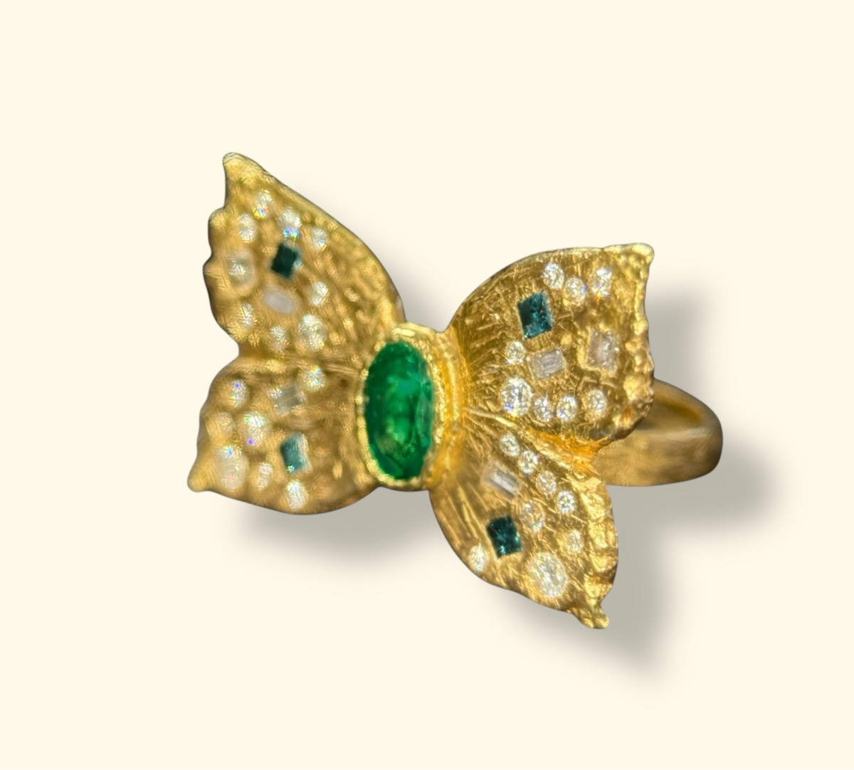 Emerald Butterfly Ring with White and Blue Diamonds 18 Ct Gold