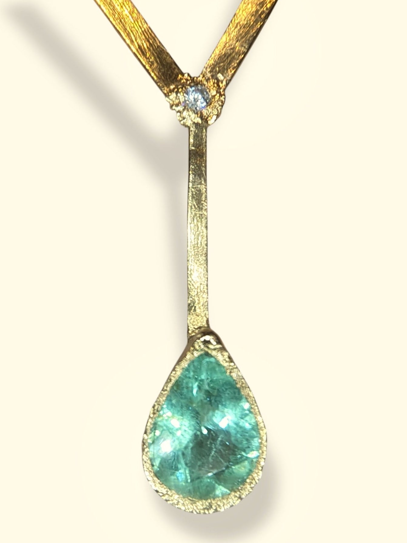 “Mermaids Drop” Bezel Set 3.63 cts Paraiba Tourmaline Diamond Necklace 18 Ct Gold