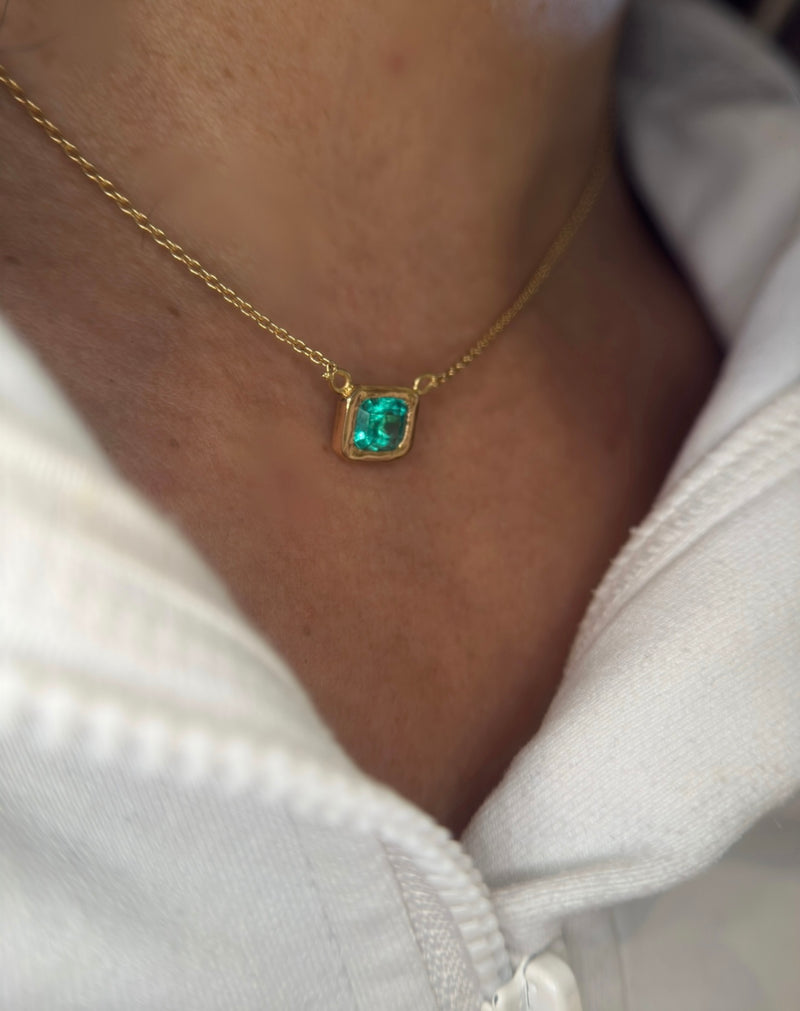 SOLD - One Of A Kind Stunning Vivacious Green Emerald Bezel Set Necklace Emerald Cut 18 Ct Gold