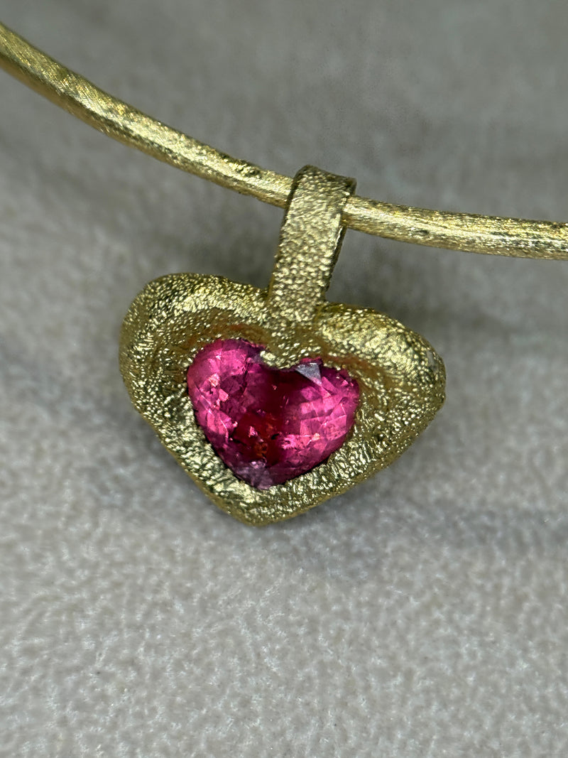 “Passion” 18 Ct Gold Rubellite Tourmaline Heart 3.3 cts Frosted Mat Finish
