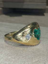 Chubby Cupid Band Colombian Emerald Heart Ring with Princess Diamonds 18 Ct Gold
