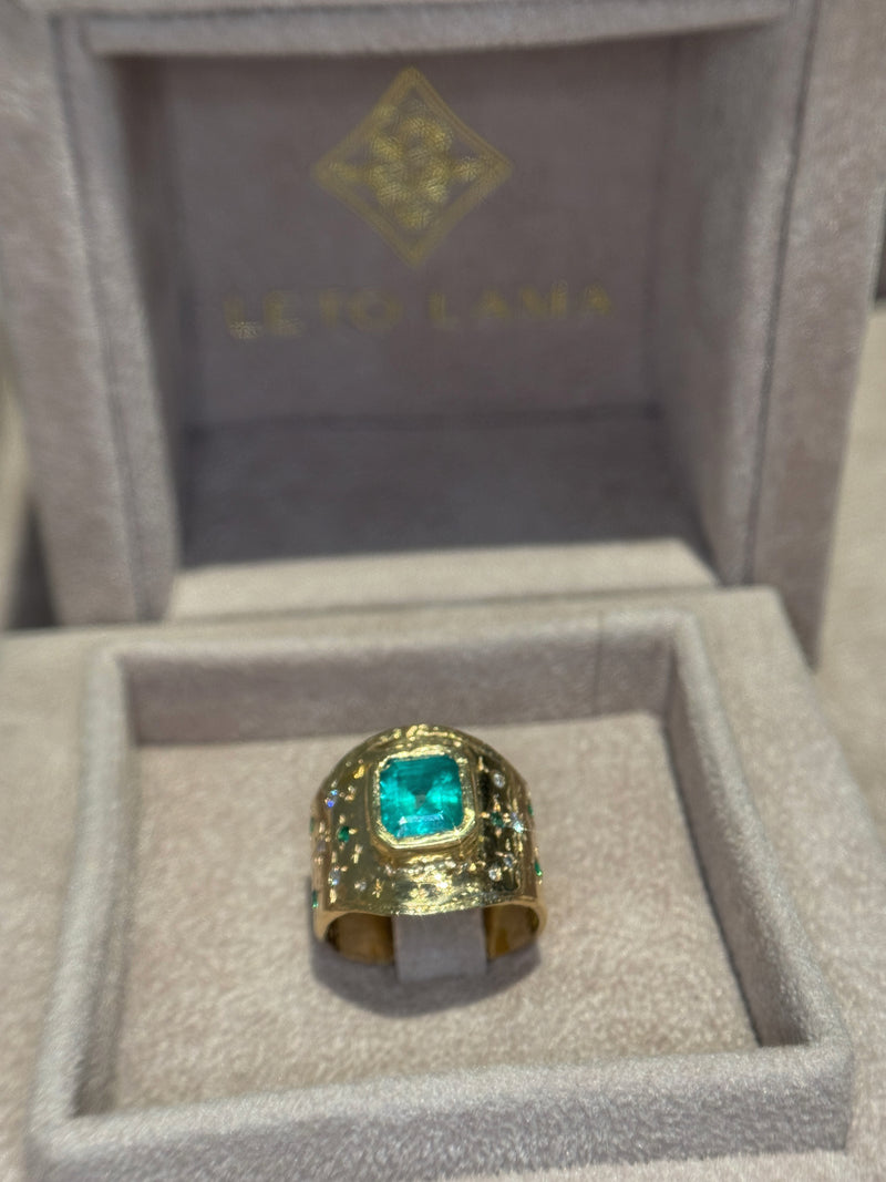 “Esmeralda” Colombian Emerald Cigar Ring Band GIA certified 1.48 Cts with Emeralds and Diamonds