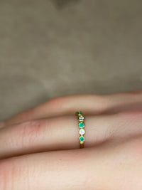 Colombian Emeralds and Diamonds Bubble Band 18 Ct Yellow Gold