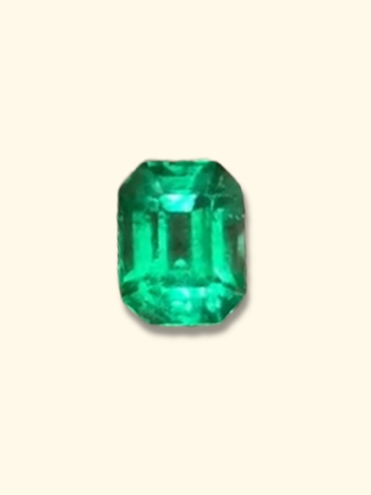 GIA Certified Glowing Colombian Emerald of 2.9 Cts Emerald Cut