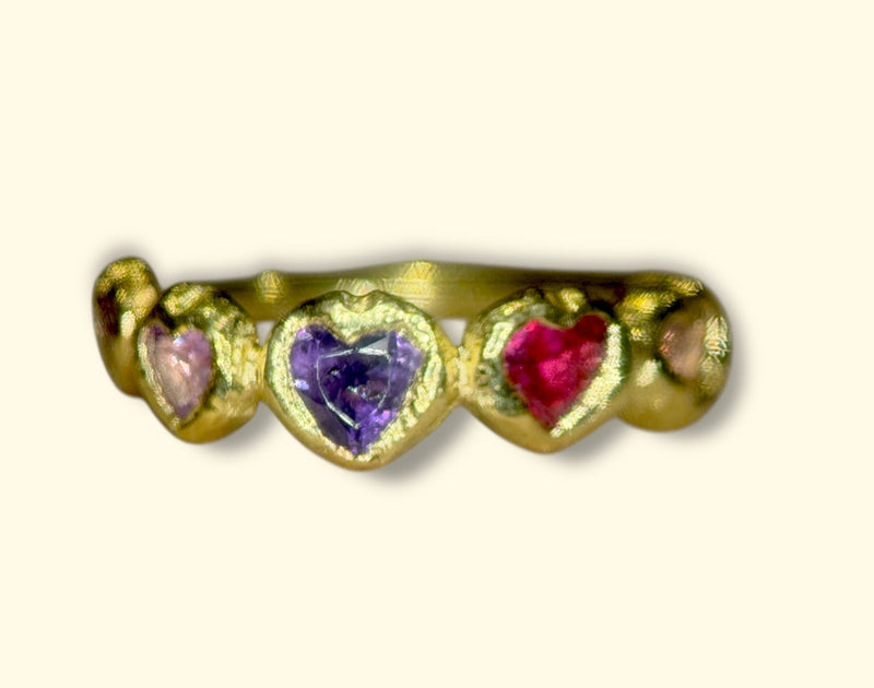 Sapphire Hearts Bezel Band Bubbles 18 Ct Gold