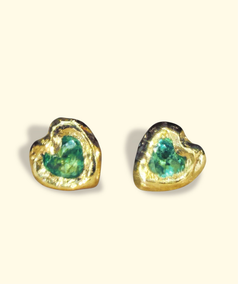 Bezel Set Wobbly Baby Mini Emerald Heart Studs 18 Ct Gold (Pair)