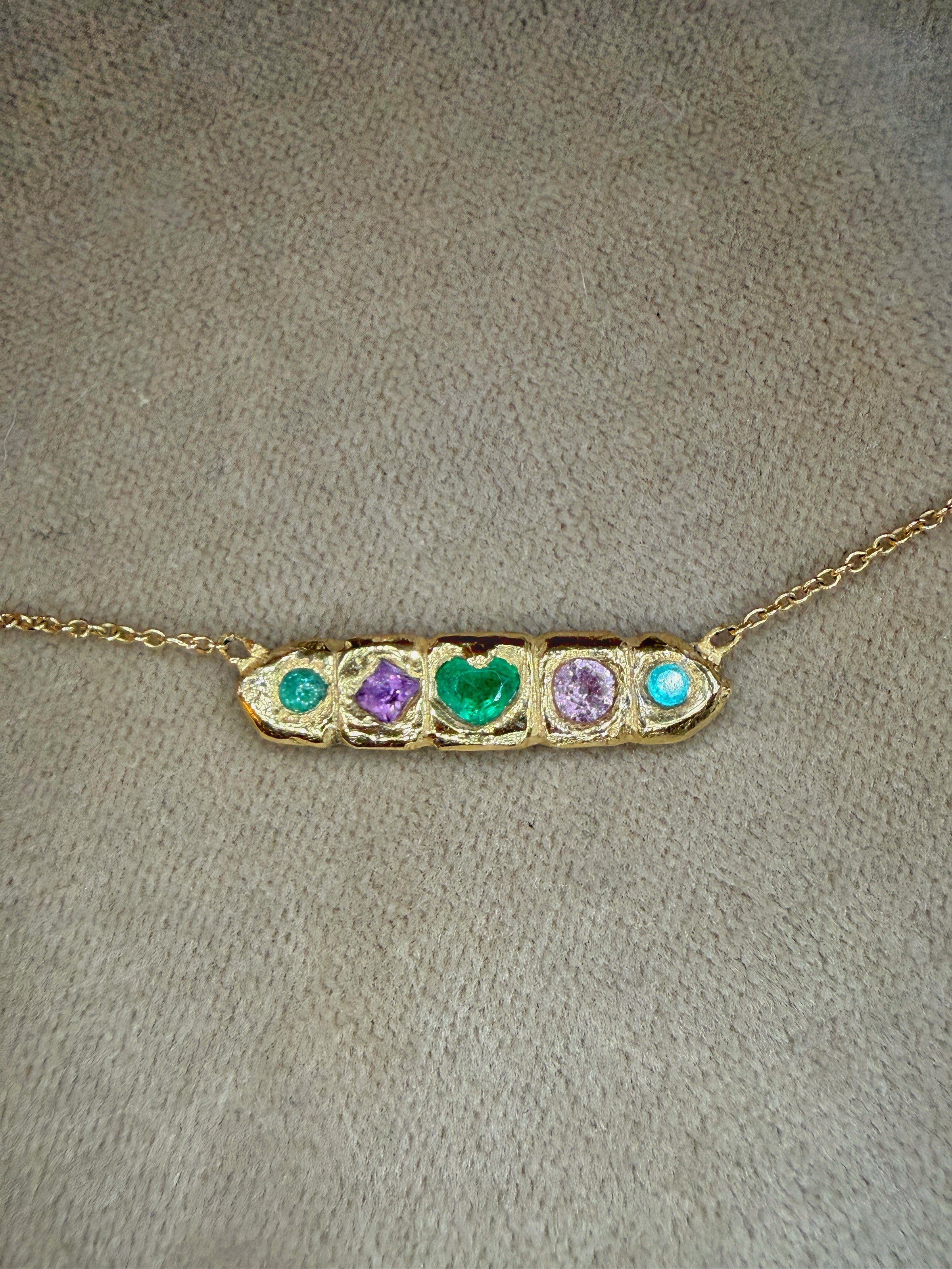 Five stories emerald Heart Paraíba Tourmalines Sapphires Bar necklace in 18 Ct Gold