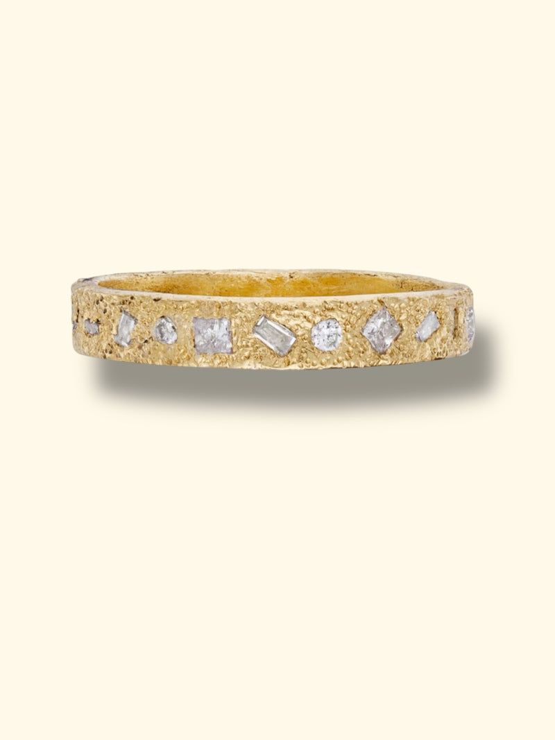 (Exclusive to Tomfoolery London) “The Sun” All Around Geometric White Diamonds Diamonds Ring Band