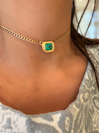 GIA Certified 2.9 Cts Colombian Emerald Half Bezel Set- Cuban Links Chain necklace & choker in 18 Ct Gold