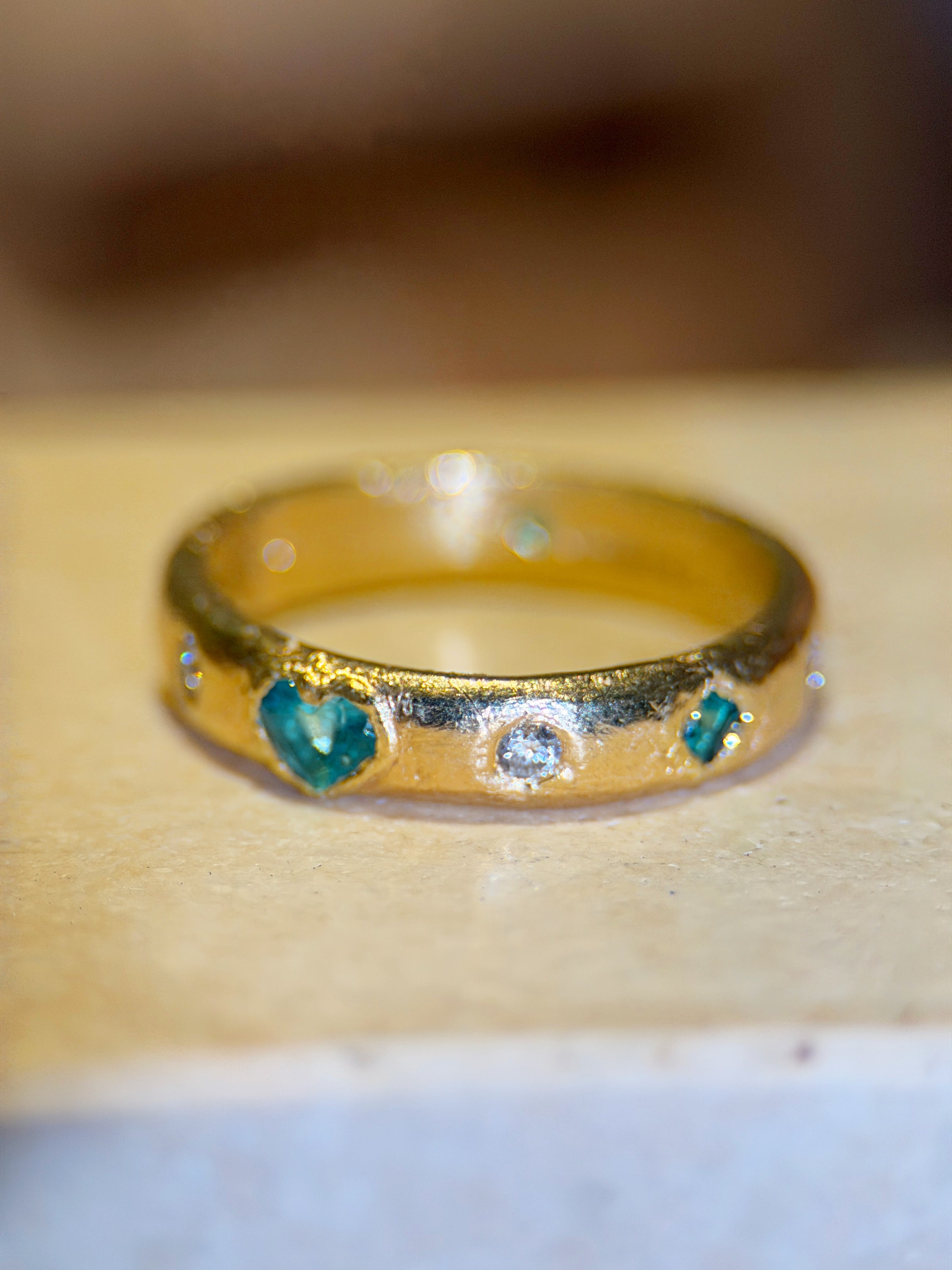 Emeralds and Diamonds All Around Band 18 Ct Yellow Gold