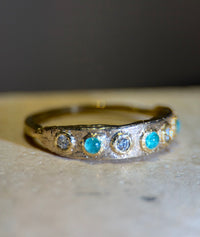 Brazilian Paraiba Tourmalines Neon Blue and Diamonds Band 18 Ct Gold