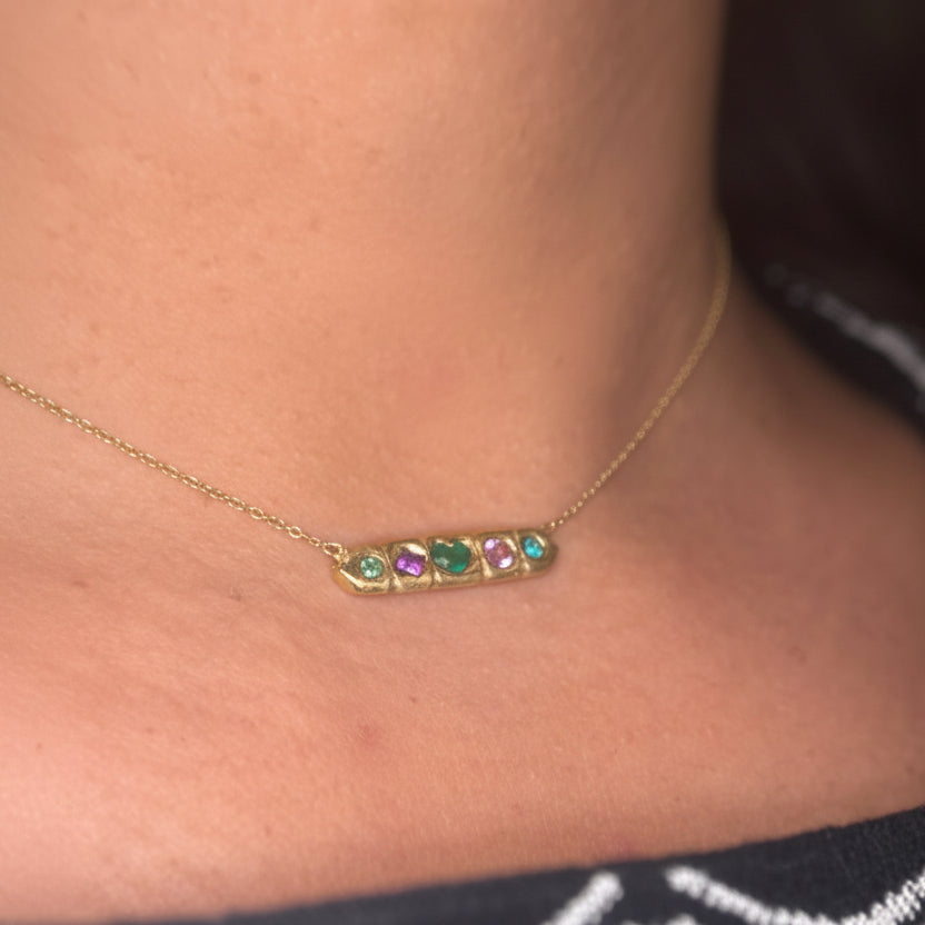 Five stories emerald Heart Paraíba Tourmalines Sapphires Bar necklace in 18 Ct Gold