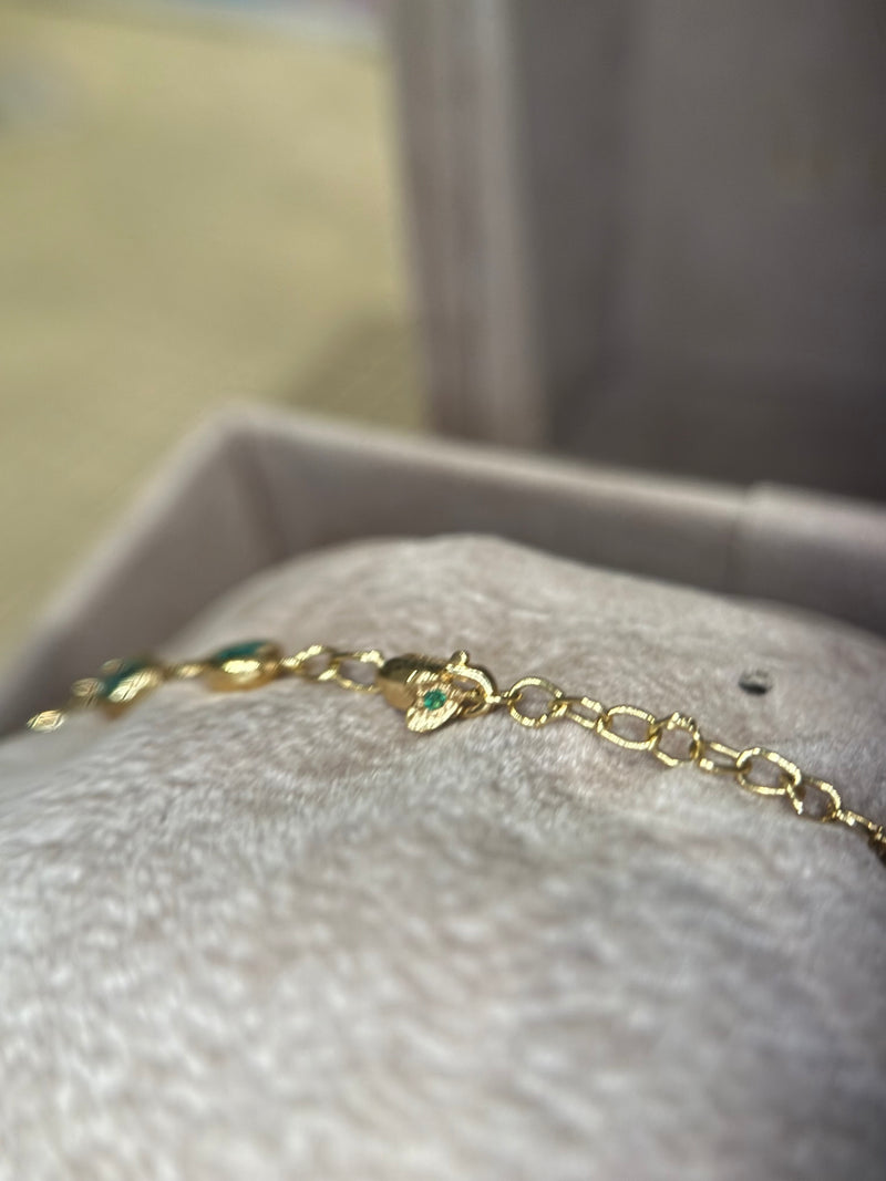 Emerald Bezel Pebbles Tennis Bracelet 18 Ct Gold