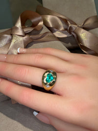 Chubby Cupid Band Colombian Emerald Heart Ring with Princess Diamonds 18 Ct Gold