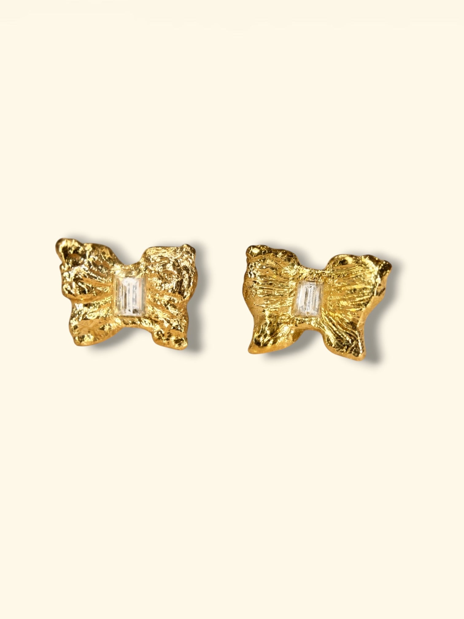 Baby butterfly Studs Reverse Set Baguette diamonds