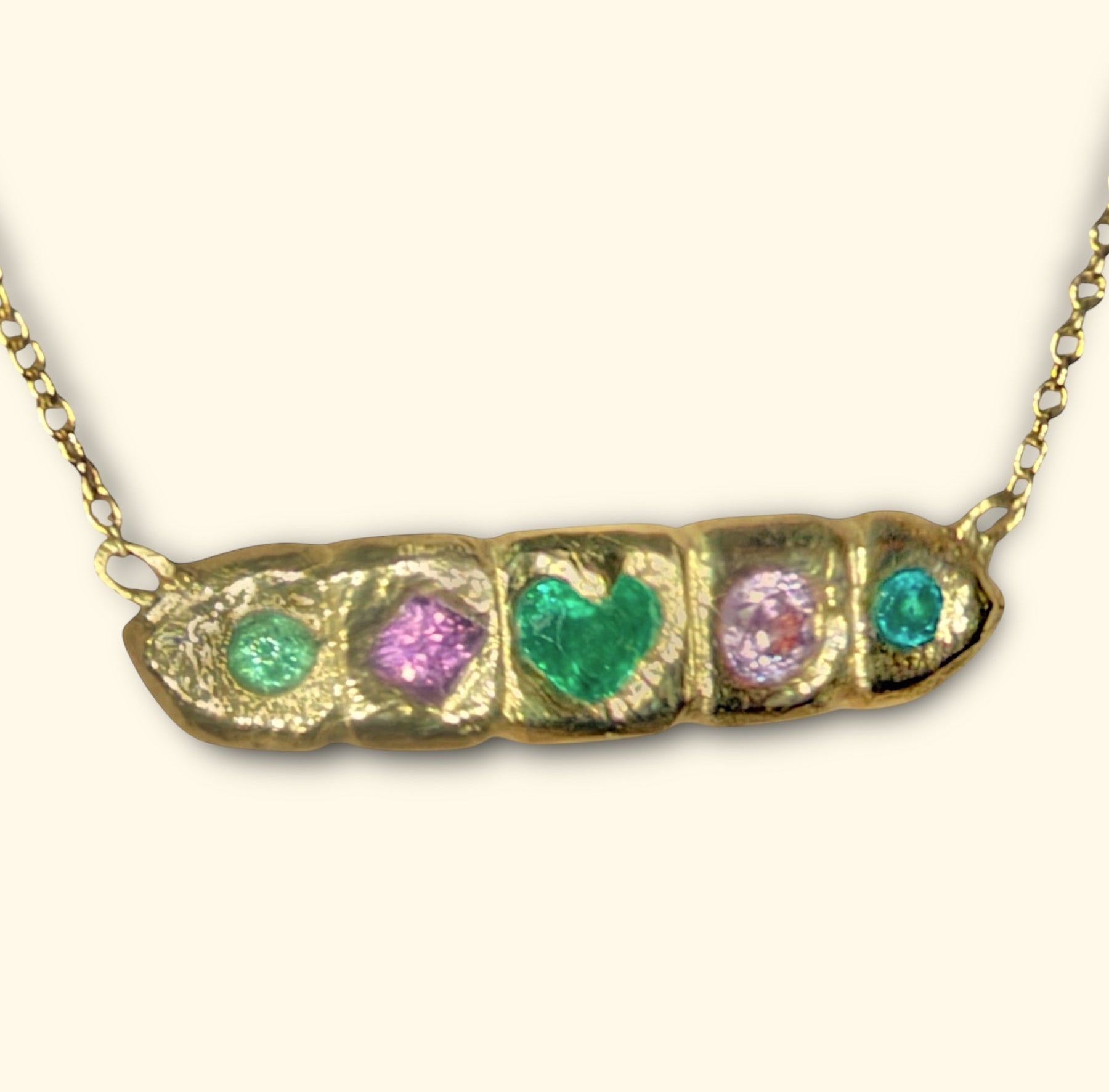 Five stories emerald Heart Paraíba Tourmalines Sapphires Bar necklace in 18 Ct Gold