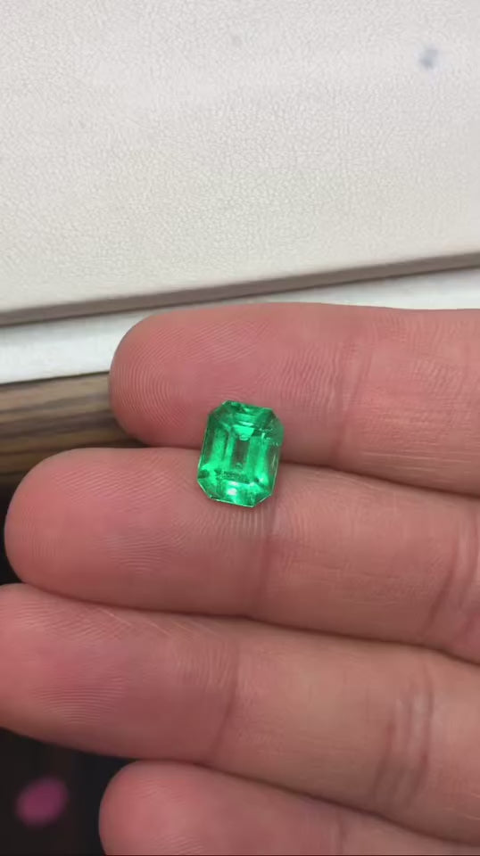 GIA Certified Glowing Colombian Emerald of 2.9 Cts Emerald Cut