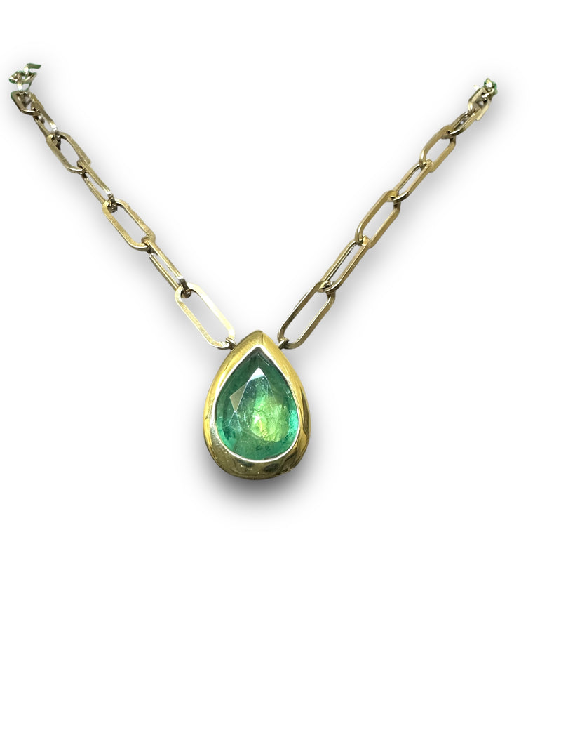 14 Ct Gold Emerald Drop  Pear Shape 2.7 cts Paper Clip Necklace