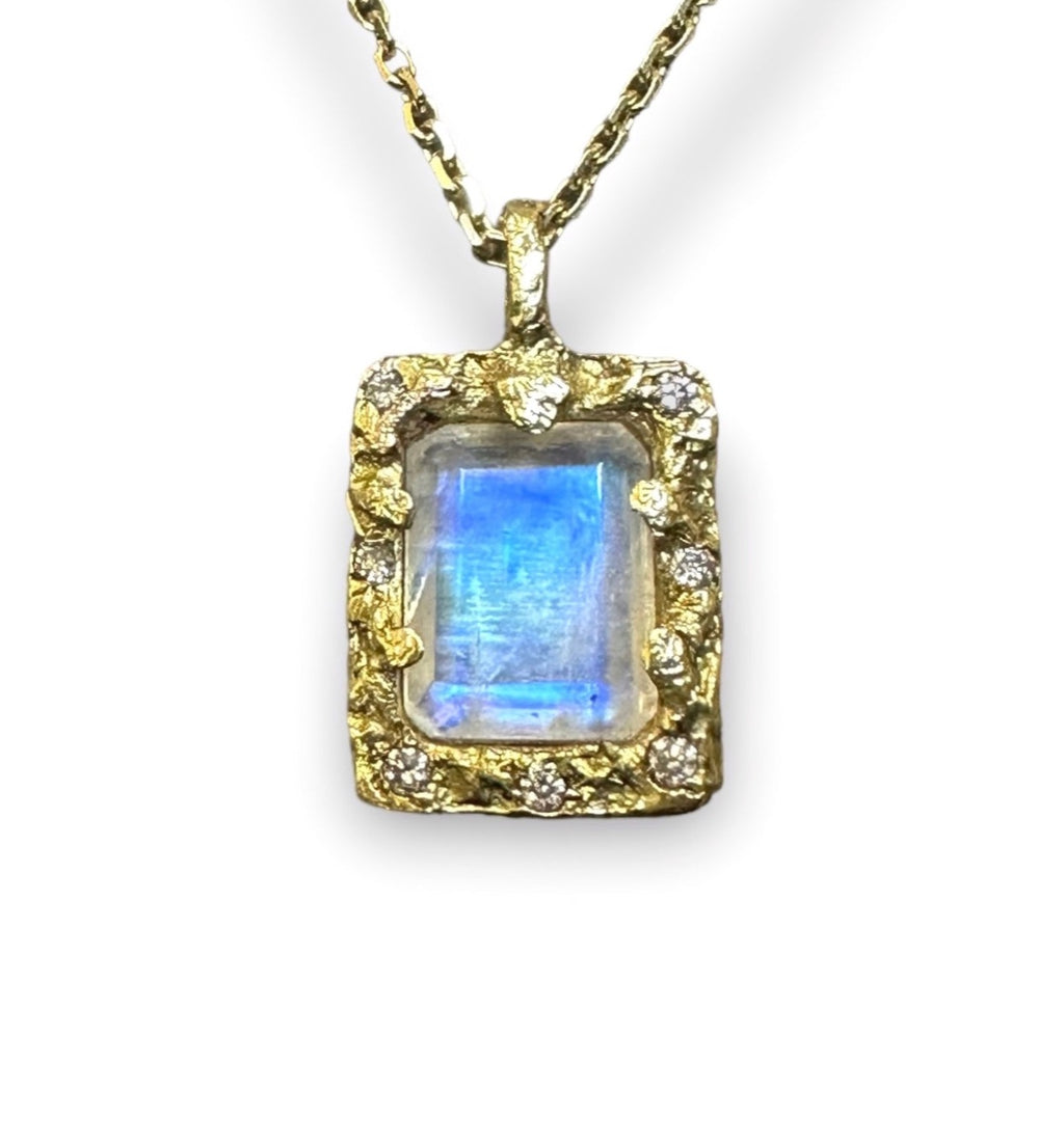 One of a Kind 18K Yellow Gold Emerald Cut Moonstone Necklace with Diamonds